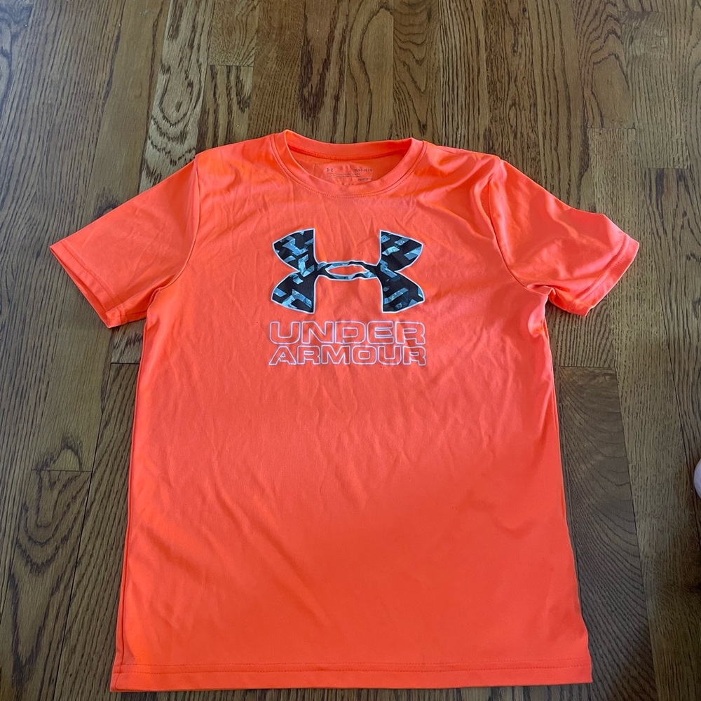 Under Armour shirt size YGL